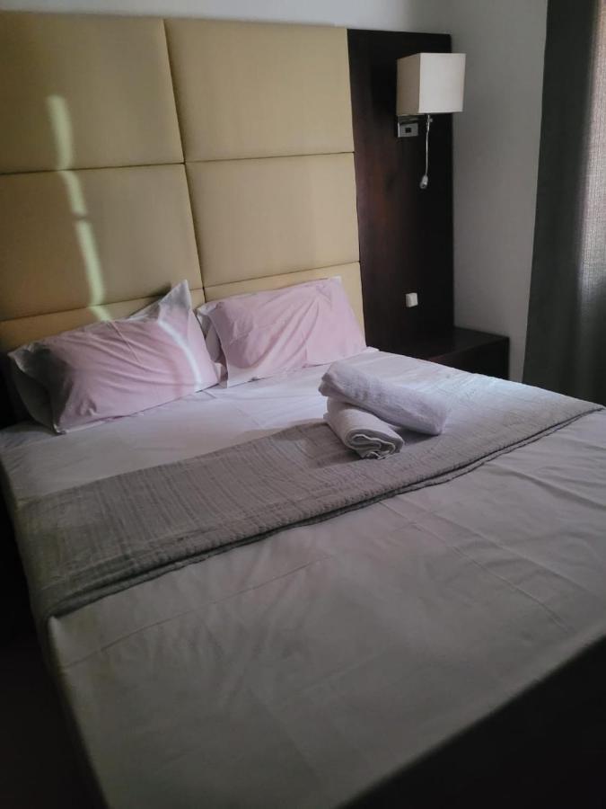 Guest House La Plaza Luanda Luaran gambar