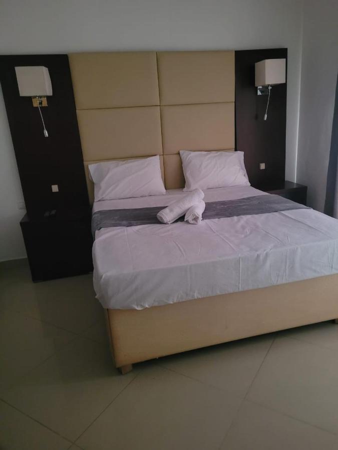 Guest House La Plaza Luanda Luaran gambar