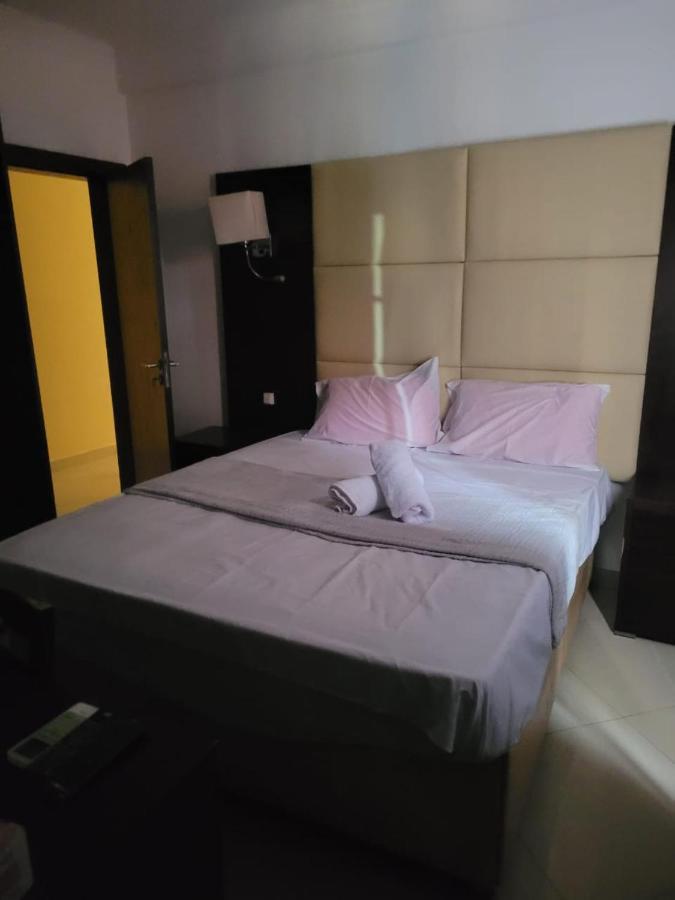 Guest House La Plaza Luanda Luaran gambar